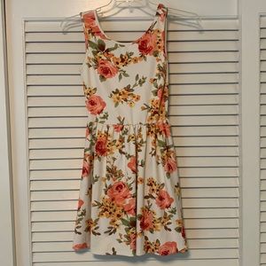 Floral pattern dress